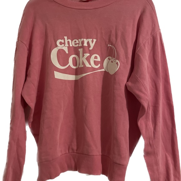 Bundle Sweatshirts 3 for $ 25 or 2 for $20 - Picture 3 of 6